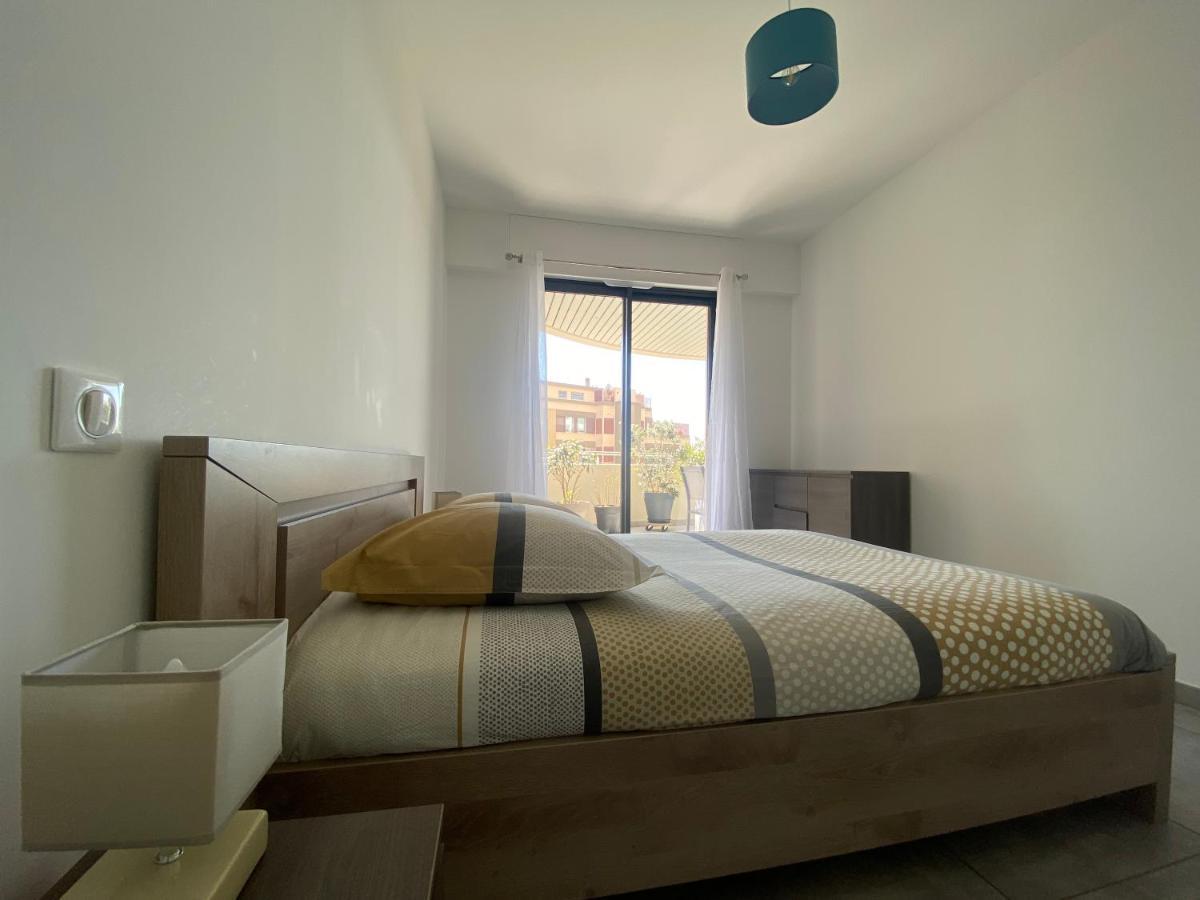 Appartement T2 De Standing Avec Parking A 250 Metres De La Plage, Route Des Sanguinaires, Ajaccio Аячо Екстериор снимка